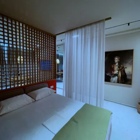 Lord Byron Boutique - Center Apartment *
